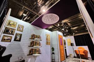 joli stand tubulaire avec arche design