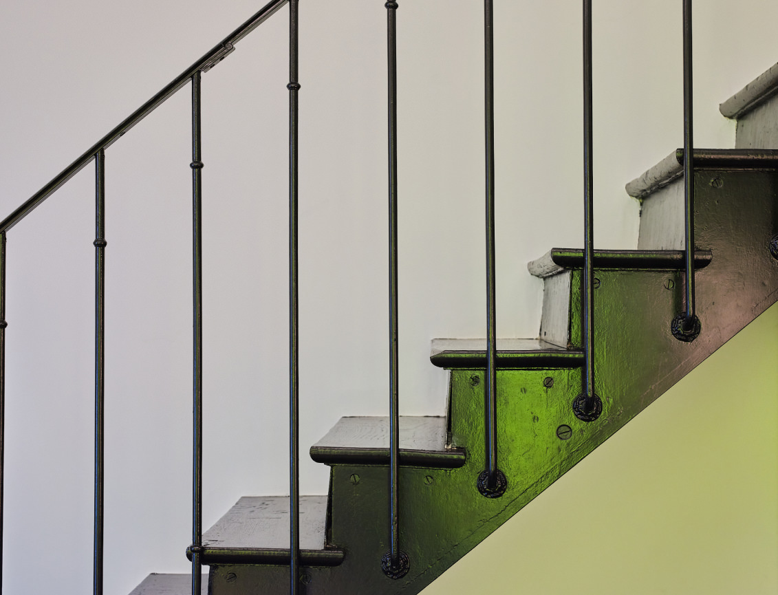 s pass 7 champs elysees 75016 paris showroom escalier